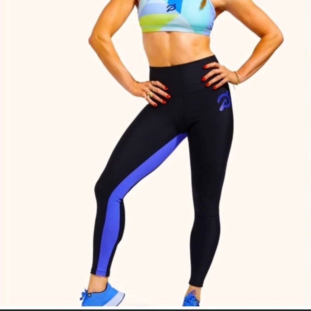 Peloton Show Up Leggings